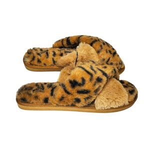 Slippers Leopard Print Woman's Size 5/6